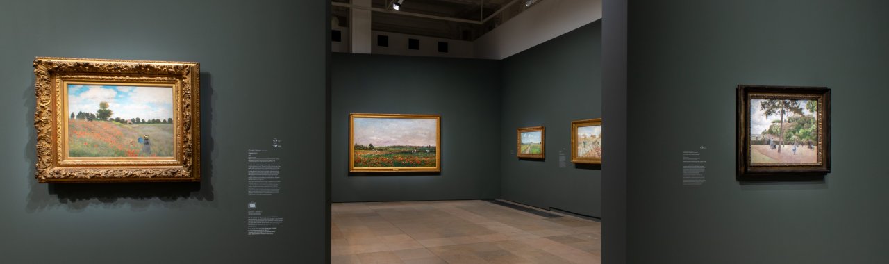 Collection of impressionist paintings in museum 