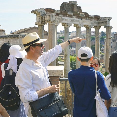 Faculty leader in Rome