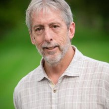 Ken Roberts headshot