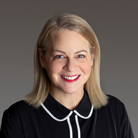 Christine Potter headshot